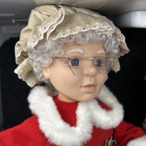 Vintage Santa's Best Santa Claus Mrs Claus 24" Christmas Animated Figures AS-IS - Picture 3 of 16